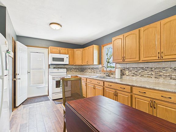 3rd image of 15289 Co Rd #29