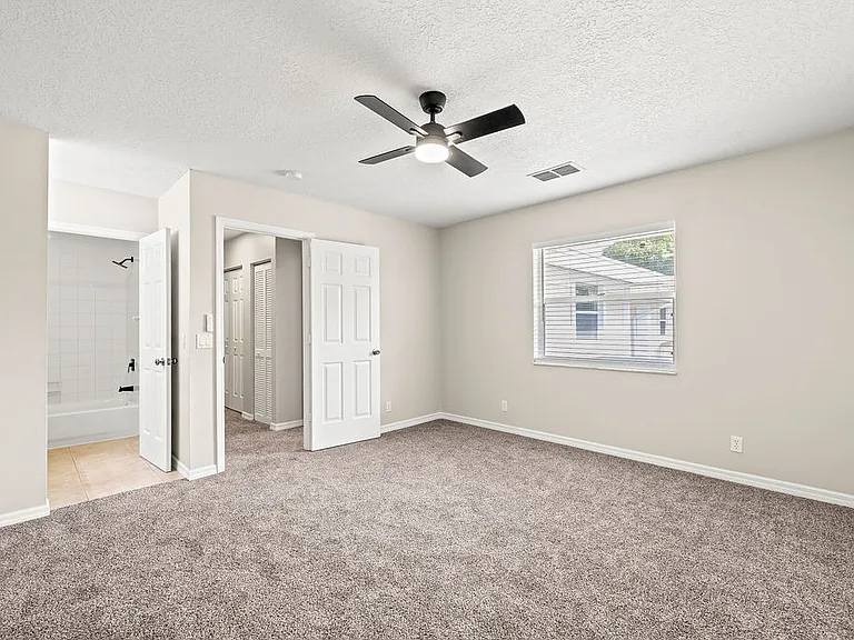 1542 N Lawnwood Cir #37D — Photo 30