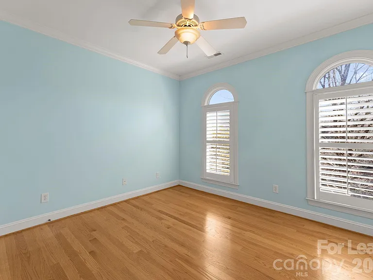 2134 Glade Hill Rd — Photo 44