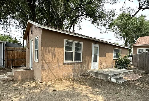 624 1/2 Yuma St Photo 1