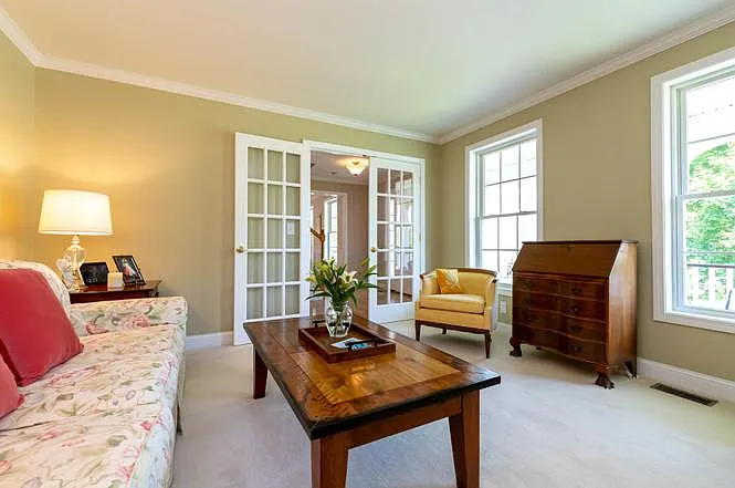 4 Chokeberry Ln — Photo 5