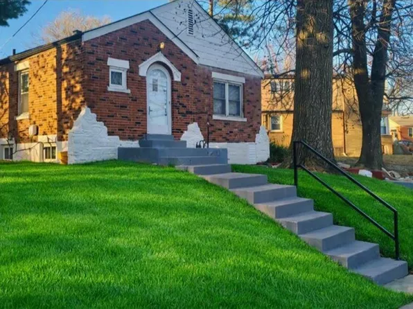 4209 Edgewood Blvd, Saint Louis, MO 63121