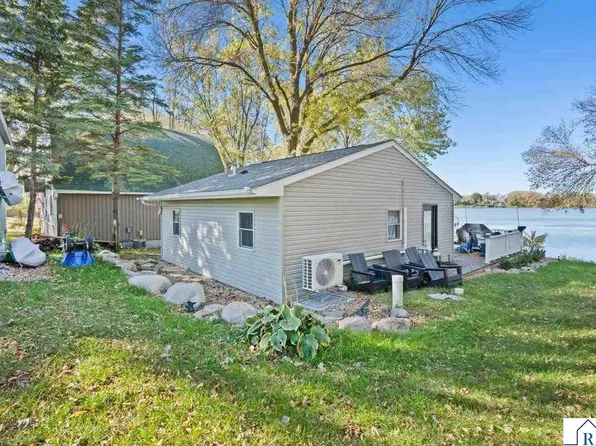 26862 Sioux Trl, Madison Lake, MN 56063