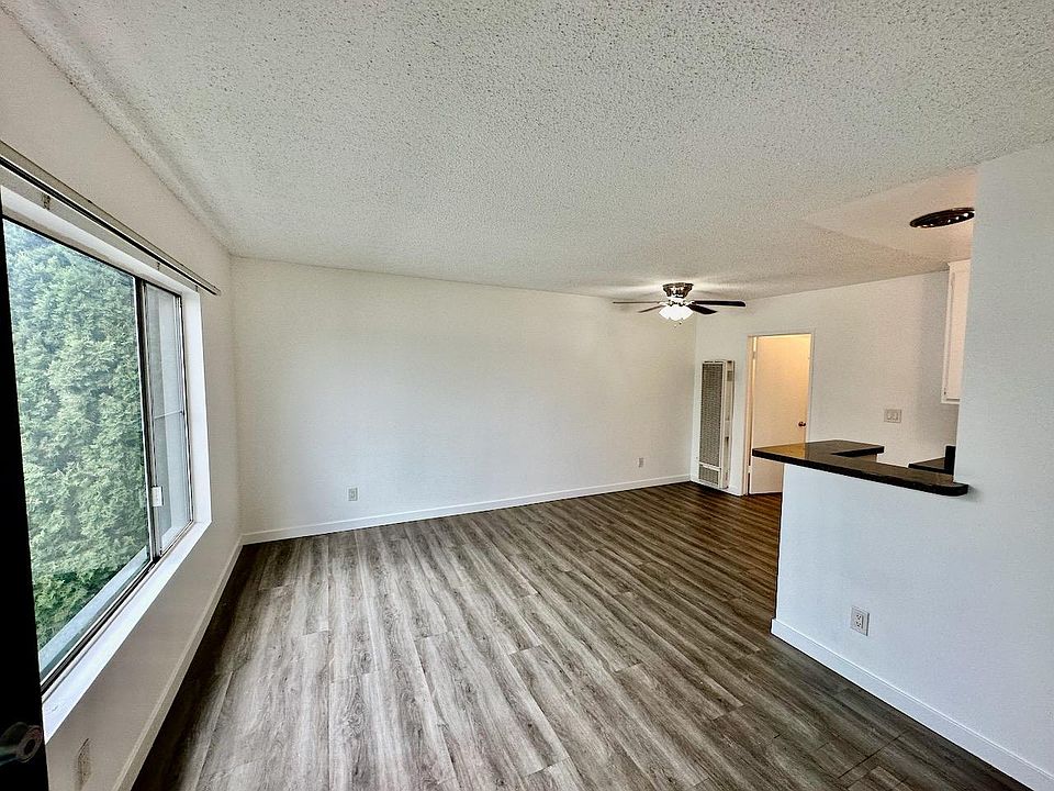 1st image of 12726 Pacific Ave APT 6