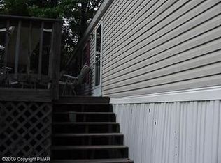 190 Smithfield Trailer Ct, East Stroudsburg, PA 18301