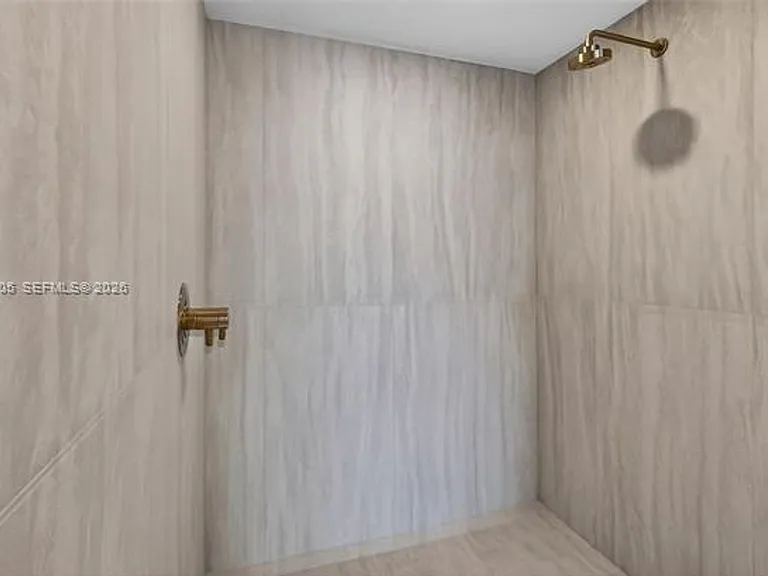 77 5th St #4202 — Photo 26
