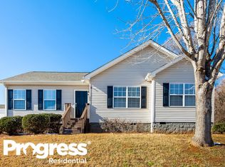 2424 Terra Dr, Gastonia, NC 28054