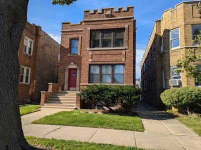 6734 N Campbell Ave, Chicago, IL, 60645