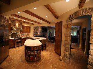 14110 Woods Mill Cove Dr, Chesterfield, MO 63017