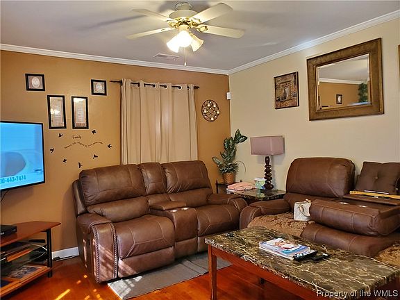 5th image of 300 Gregg Ct