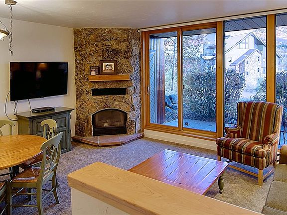 5th image of 2150 Mount Werner Cir #E15