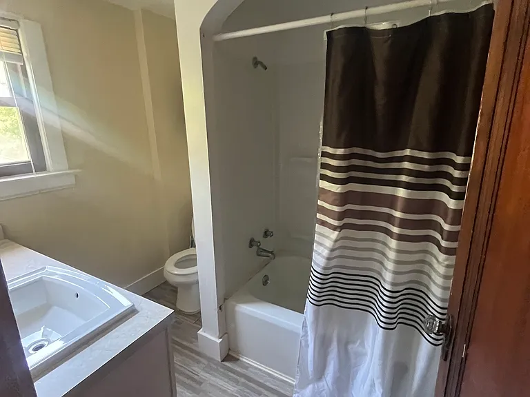 1290 Neptune Ave — Photo 4