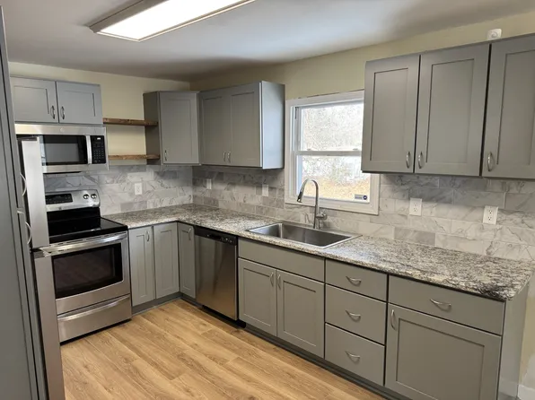 510 10th St, Gibsonville, NC 27249