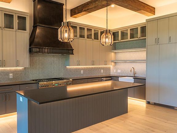 5th image of 804 Lagrange Dr