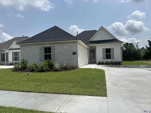 12052 Clare Ct, Geismar, LA 70734