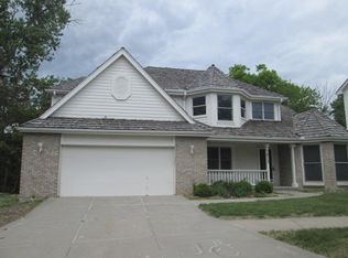 1612 Skyline Dr, Council Bluffs, IA 51503