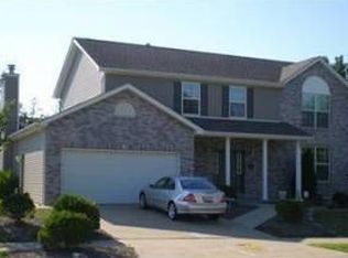 2463 Peaceful Ct, Ballwin, MO
