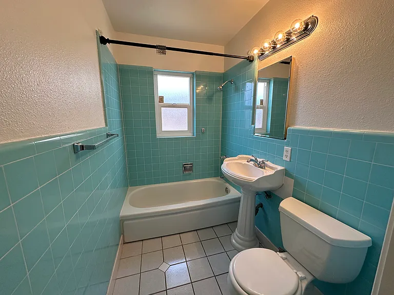500 McKnight Ln — Photo 12
