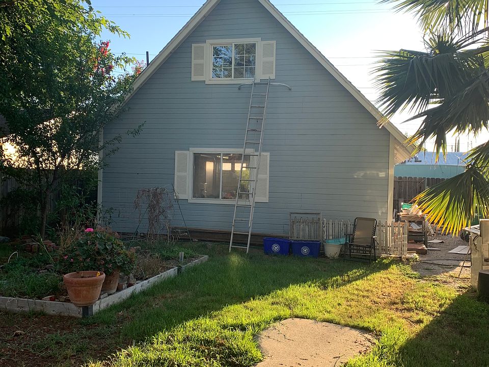 2nd image of 109 S Culver Ave