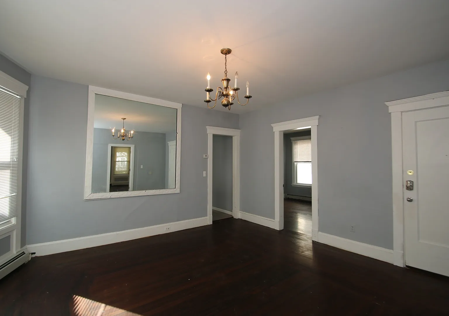 146 Gilbert — Photo 3