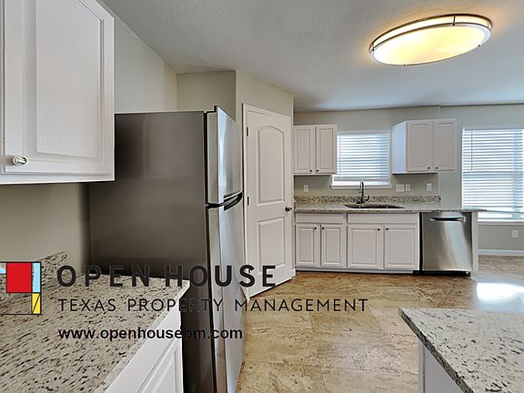 4th image of 19527 Yucca Valley Ln