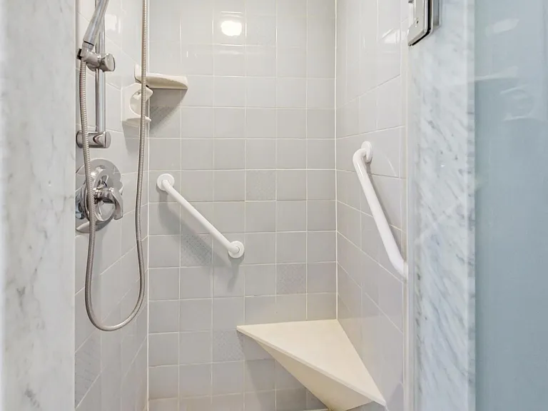 1201 N Shore Blvd E #705 — Photo 22