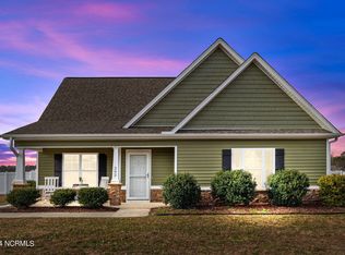 202 Asheberne Dr, Washington, NC 27889