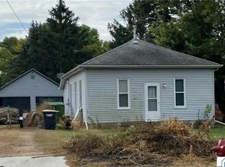 424 4th Ave NW, Winnebago, MN 56098