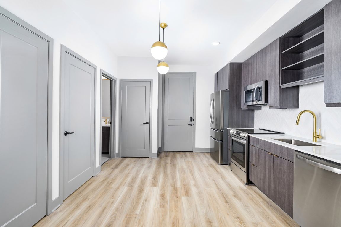 Personalize your space at Modera Riverview with a choice of three distinct finish packages.