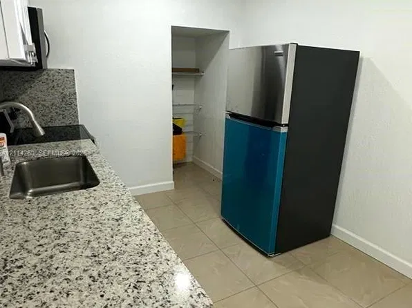 1770 NW 19th Ter #G, Miami, FL 33125