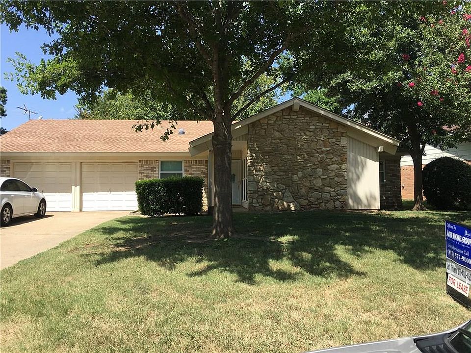 1st image of 2701 Blackwood Dr