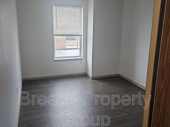 5th image of 18 Southard Ave #205