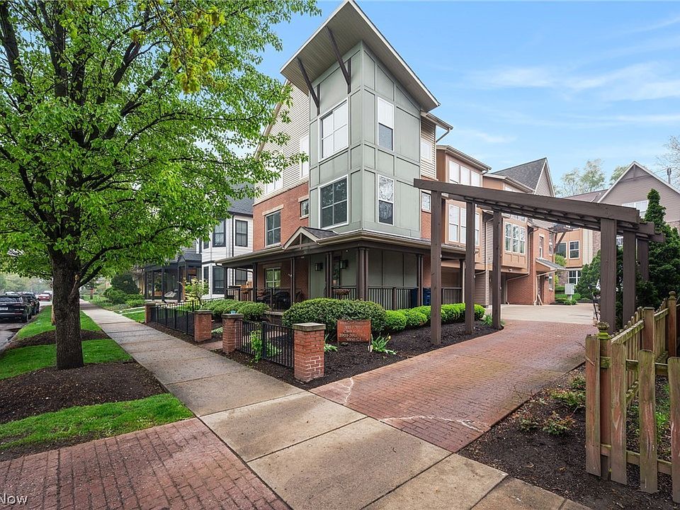 1st image of 3897 Clinton Ave