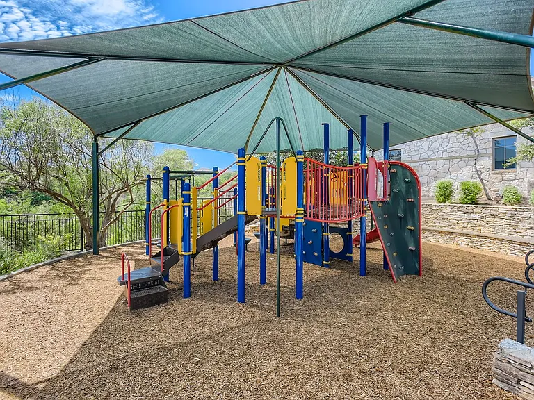 23927 Waterhole Ln — Photo 30