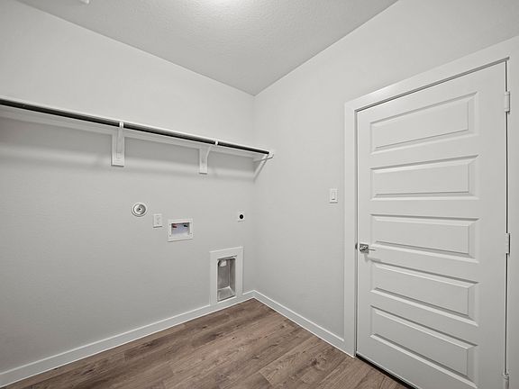 4th image of 40439 Gerygone Ln