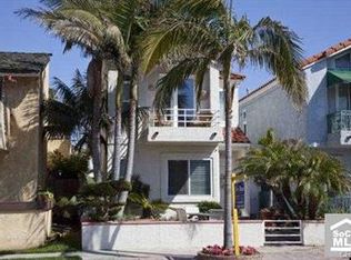 210 13th St, Huntington Beach, CA 92648