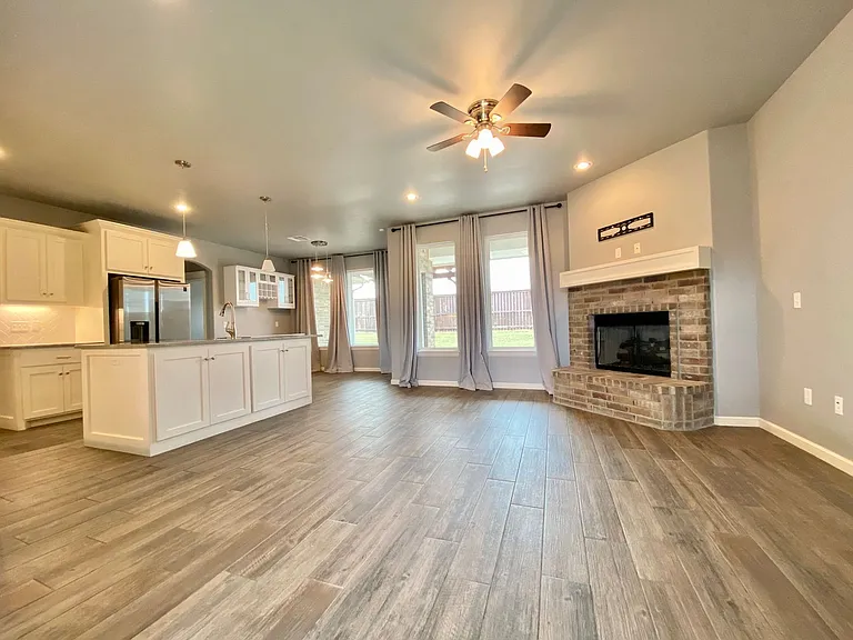 12829 High Plains Ave — Photo 4