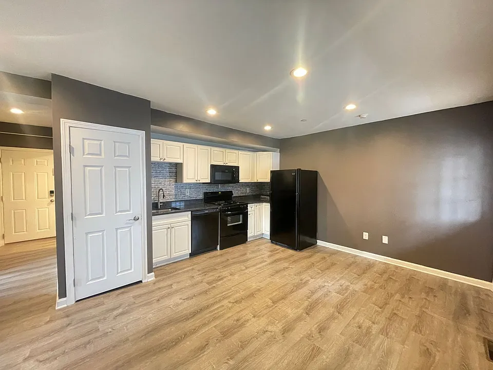 374 Amory St #1