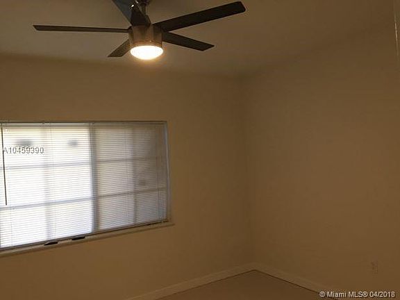 5th image of 7840 Carlyle Ave
