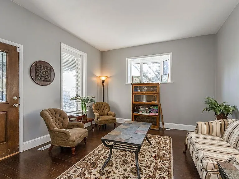 1206 E Armour Blvd — Photo 35