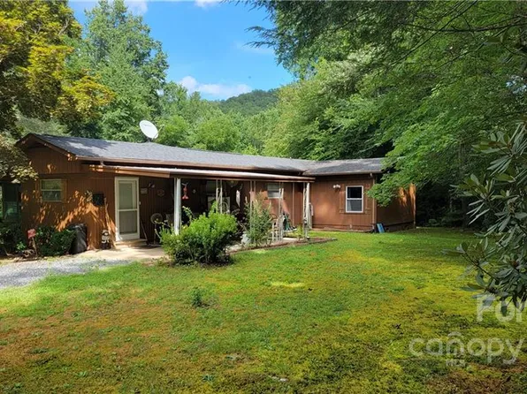 102 Julian Way, Lake Lure, NC 28746