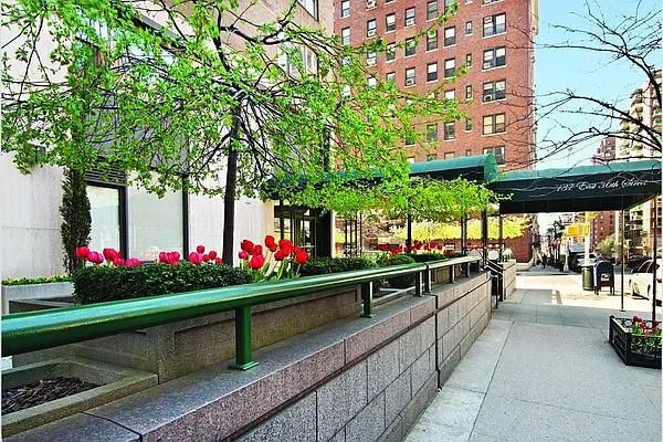 Sold by Stribling | media 6