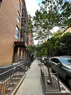 Rented by Charie Properties LLC | media 11