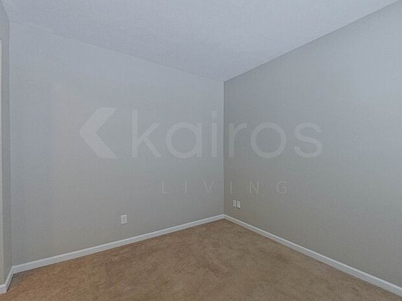 3rd image of 10325 Pintail Ln