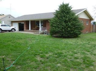 212 S Poplar St, Minneola, KS 67865
