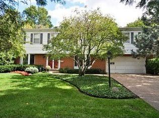 645 Wicklow Rd, Deerfield, IL 60015