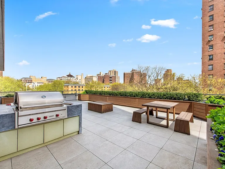 1399 Park Ave #10A — Photo 15