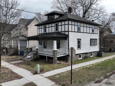 900 E Indiana St, Bay City, MI, 48706