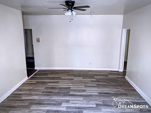 3rd image of 7600 S Essex Ave APT 4