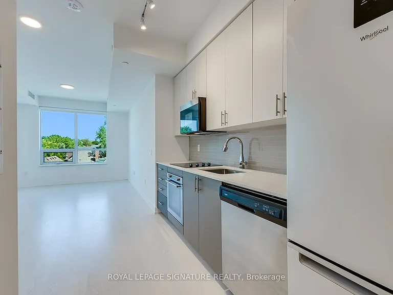 415 Main St W #417 — Photo 1